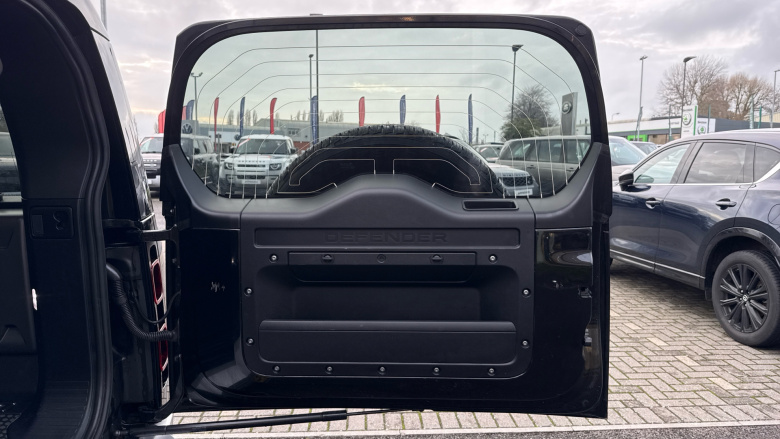 Land Rover Defender 3.0 D250 XS Edition 110 5dr Auto Diesel Estate